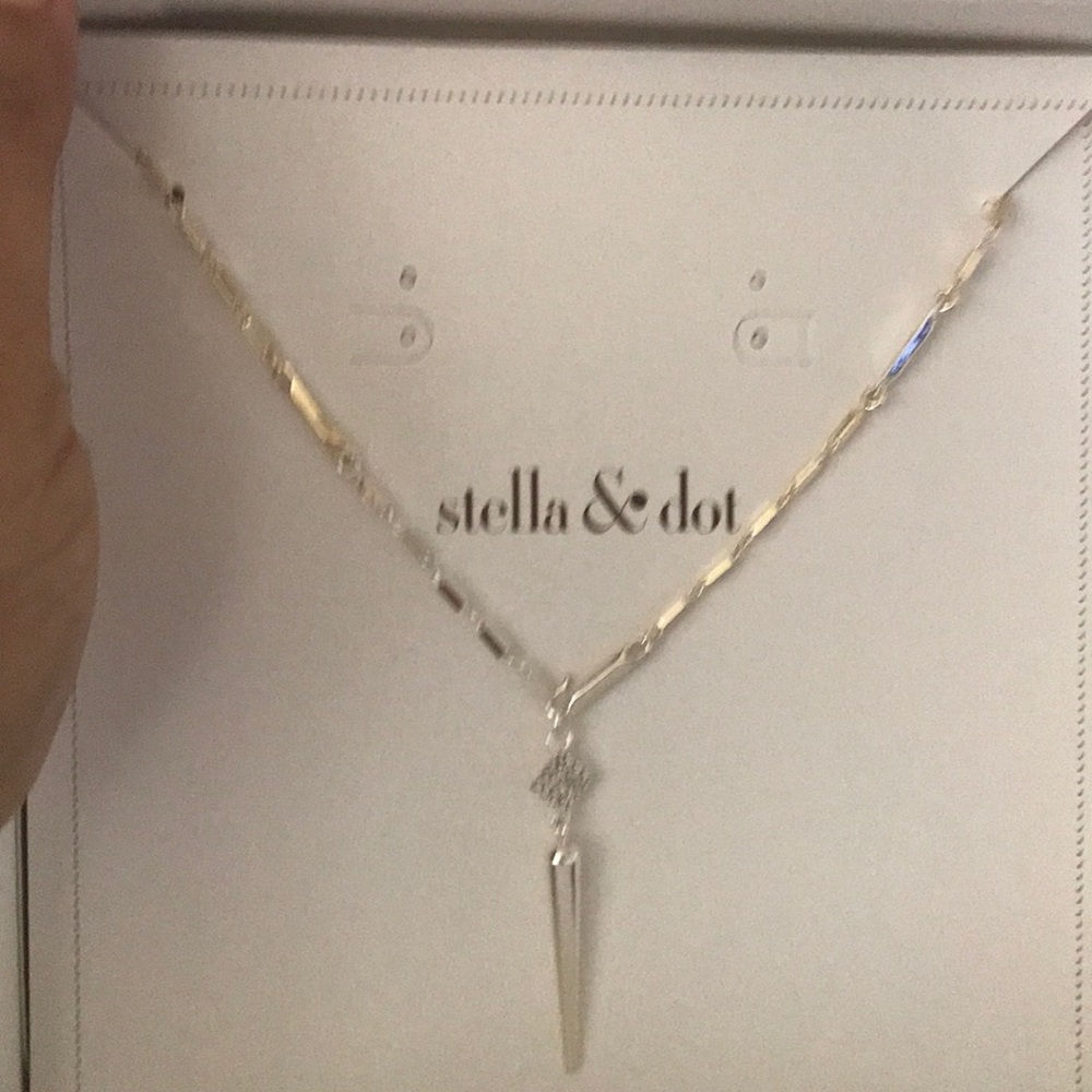 Lariat necklace